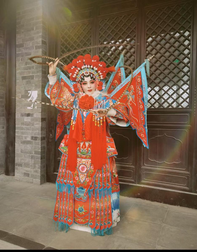 金秋十月，“园”来灌云正好！紫金嘉年华潮玩开幕：伊园邂逅浪漫，潮河湾安享慢生活，梅园品味国风雅韵！
