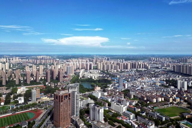 自媒扬新风徽聚好故事：江潮澎湃涌鸠兹，古韵今辉耀芜湖