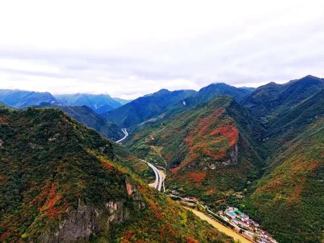 警告！深秋的徽县，千万别出门！因为……