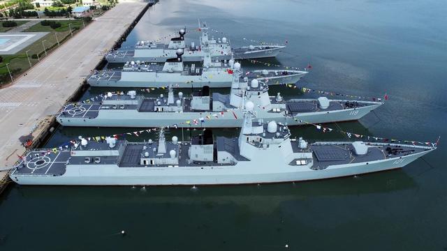 四川舰会在东部战区海军服役吗