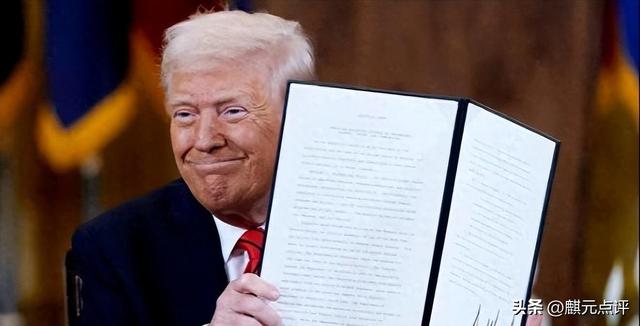 特朗普狠狠打脸！关税战“报应”全到自己身上，美国群众不答应了