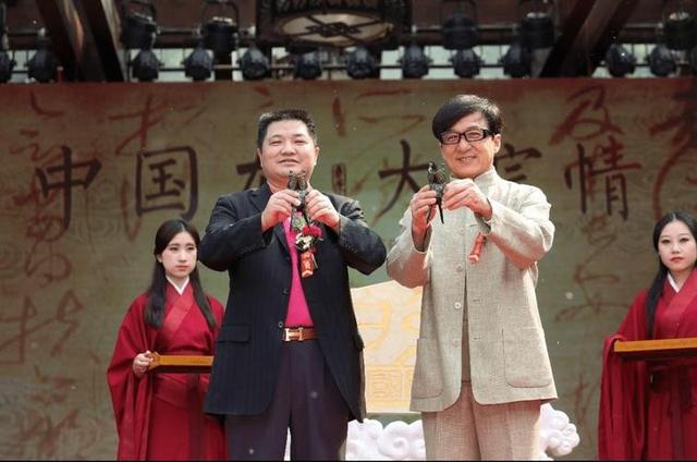又一房地产巨头暴雷！公司负债千亿，老板被抓，老百姓血本无归