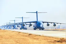 运-20服役8周年，总数超过100架，仍只有美国空军大飞机的一半图片