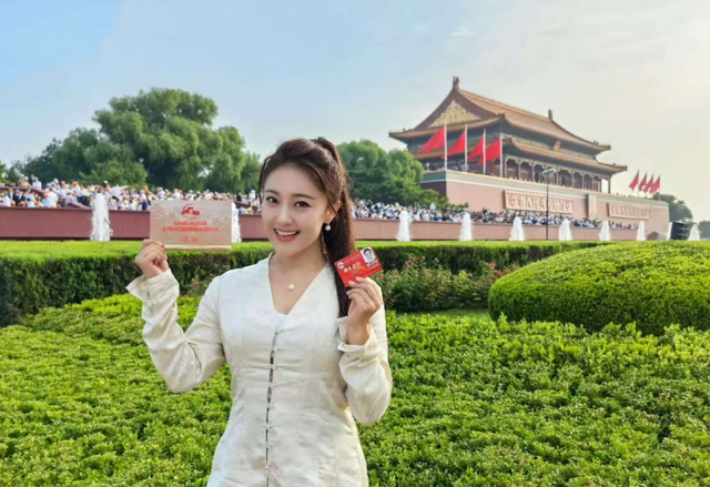 受邀观礼九三阅兵的5位明星，个个口碑好，这才是我们该追的星！