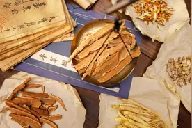 头发白，掉发，多是肾精亏虚了！一方，帮你补肾填精，补肝养血！图片
