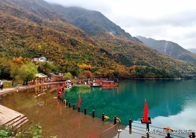 天下第一池，暗送秋波，美卷了！