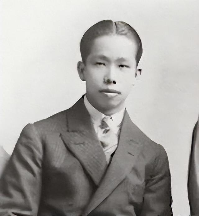 17岁赴港闯荡，49被枪杀，留给4妻15子半个铜锣湾，富过李嘉诚