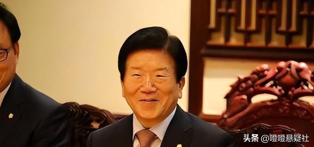 韩国“急了”！特使团连夜飞北京，刚下飞机就放出重磅信号