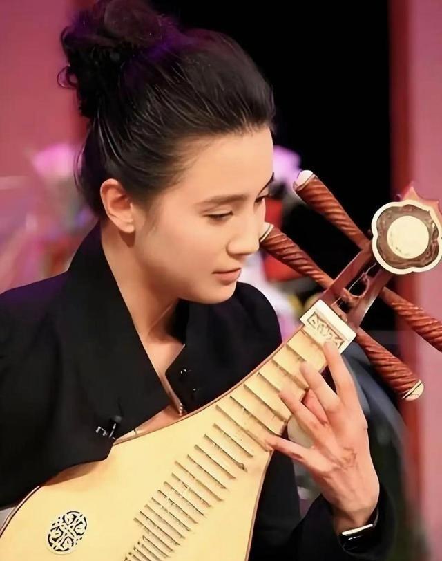 “风流成性、陪睡上位、知三当三”！44岁的宋佳究竟是什么样的人