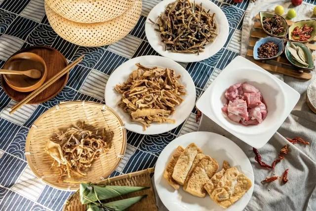 跟着赛事去旅行｜石台秋味记忆，把山野鲜味吃进肚子里