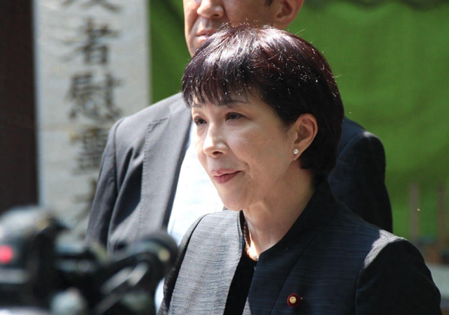 日本天皇亲自出山，对中国的反击正式开始，高市早苗憋出了一妙计