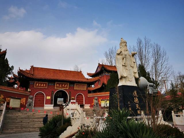 6年去了5次，这座免费千年道观，有山有潭，新安县烫面角很好吃