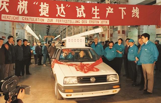 曾占60%市场！从统治街头到传奇，当年的国民神车后来都怎么样了