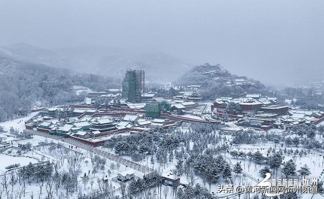 忻州入冬首场降雪，全域美景如诗如画