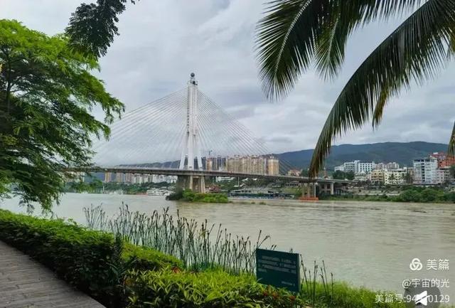 被世界推荐的旅游圣地~西双版纳之行随想