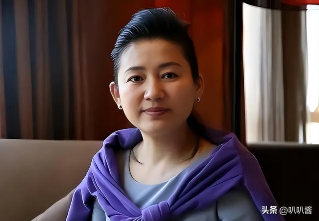 “余生好好走”	，57岁央视主持王小丫，曾在病床上的留言引人泪目