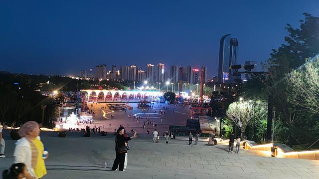 银川览山公园，小有名气，来银川可以去看看
