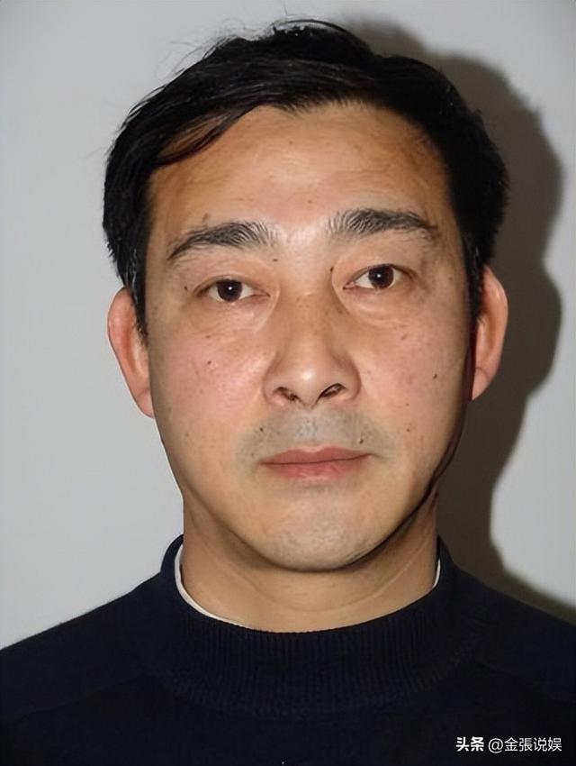 大家熟悉的他早已逝世，一天吃几十片止痛药，去世半年公众才知道