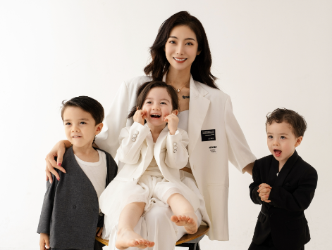 “买英国精子生3娃”的山东女人，7年后现状曝光：她后悔了吗？