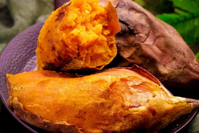 李兰娟直言：天冷经常吃蒸红薯的人，不用几个月，身体或有5变化