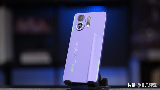 OPPO K13 Turbo Pro测评：手机里面居然藏风扇？