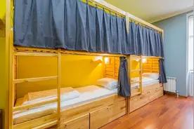 高校不安排住宿未必是常态，做好衔接才能确保公平图片