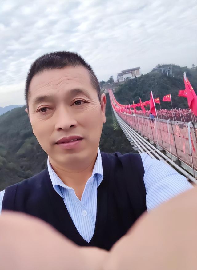 四川射箭小将钟翔去世，仅17岁，去世前不久刚获1金3银	，死因唏嘘