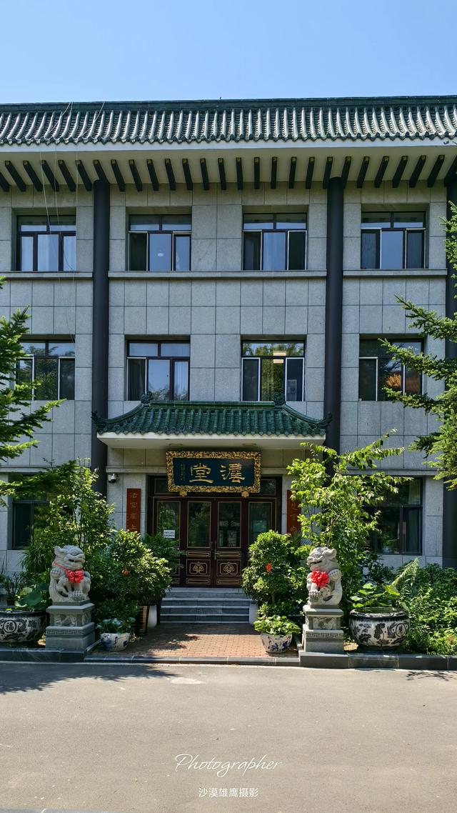 游览哈尔滨极乐寺侧记