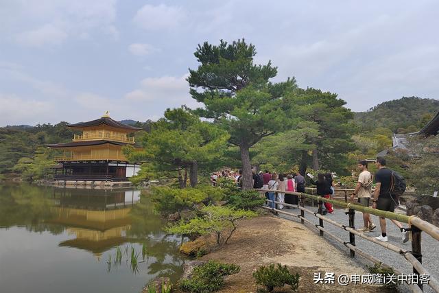日本京都：走进鹿苑寺（金阁寺）