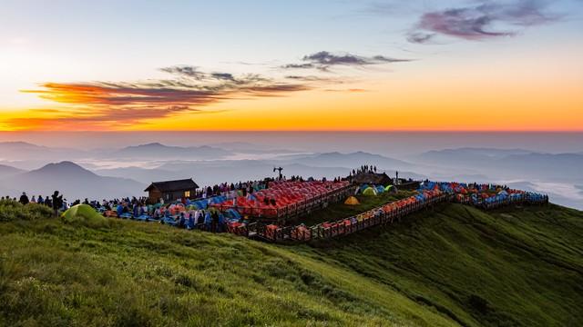 江西的秋，后劲太大！从庐山到武功山，这5座山去了像丢了魂！