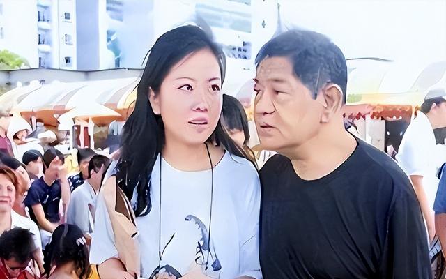 100多位情妇，包养费上亿元，9女同床却落得个凄凉下场	、人财两空