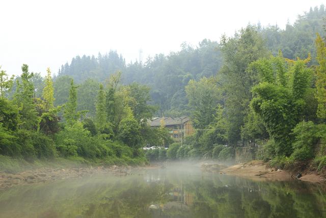 人间烟火气，最抚凡人心之上里古镇（原创）