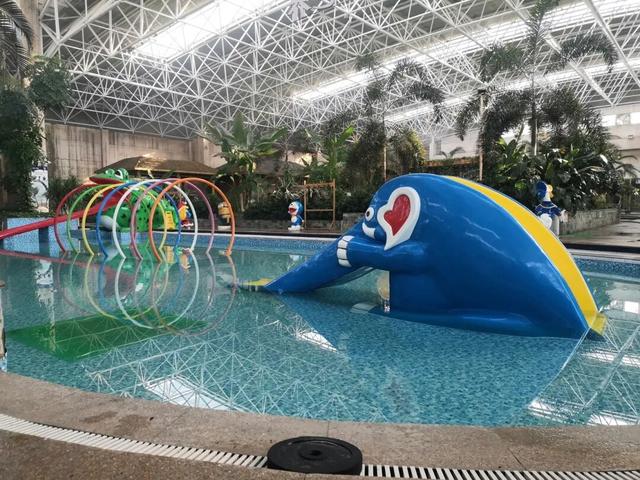 降温天的终极浪漫，是泡进一池温泉里