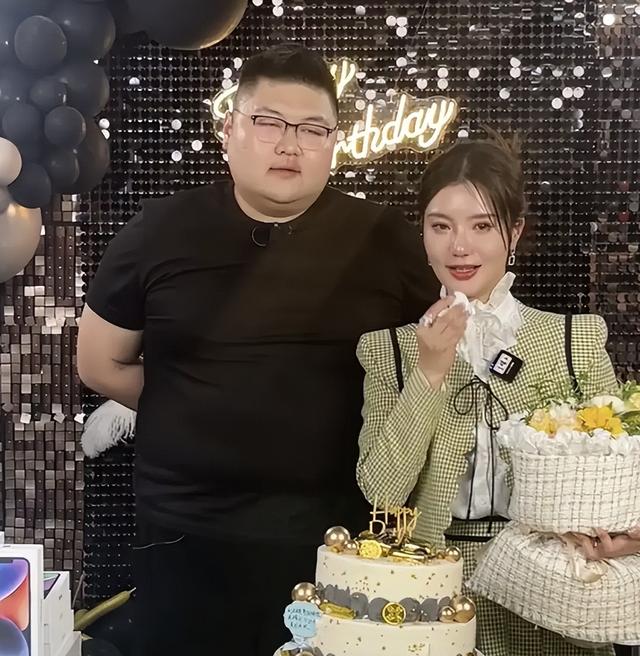 不是破产和孩子！前妻曝光与猴哥离婚真实原因，原来我们都被骗了