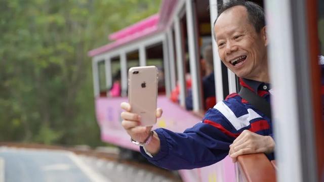 首批香港旅行团畅游洈水，洈水文旅接待实现新突破