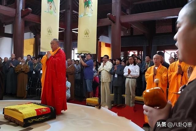 释永信出事6天后，又多了一位无辜的受害者，没曾想能牵扯出蓝台