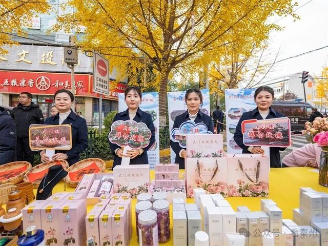 比人山人海还火爆的场面！就在天水“黄金大道”…