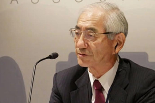 日本东京召开晚宴，高市早苗高调亮相：对俄动真格，对中国用软的