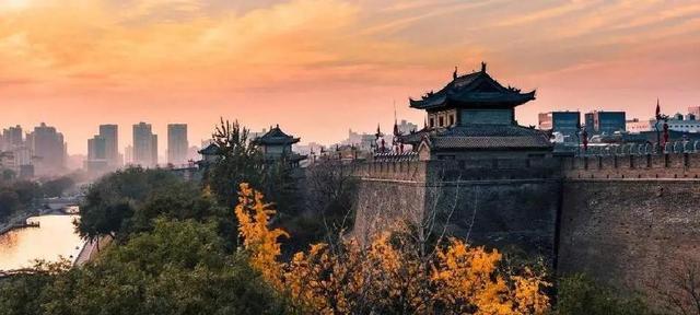 英国美女远嫁中国5年，生下2个孩子后，哭着说：再也不想回去了