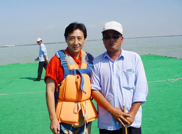 宁夏旅游：从沙漠绿洲到贺兰山岩画揽胜（图）