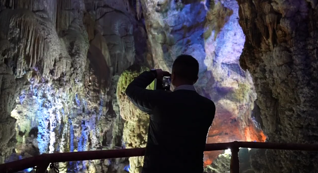 冬游织金洞免门票！16℃恒温溶洞成贵州人打卡热点