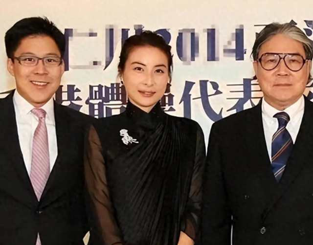 钱再多有什么用？44岁郭晶晶的现状，给所有有代言的明星提了个醒