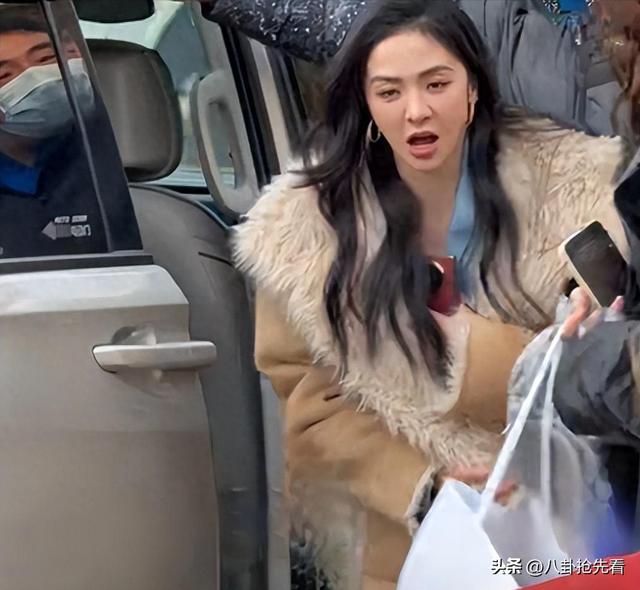 26年春晚首次彩排，16位大咖亮相，看到他们出现	，今年是真稳了