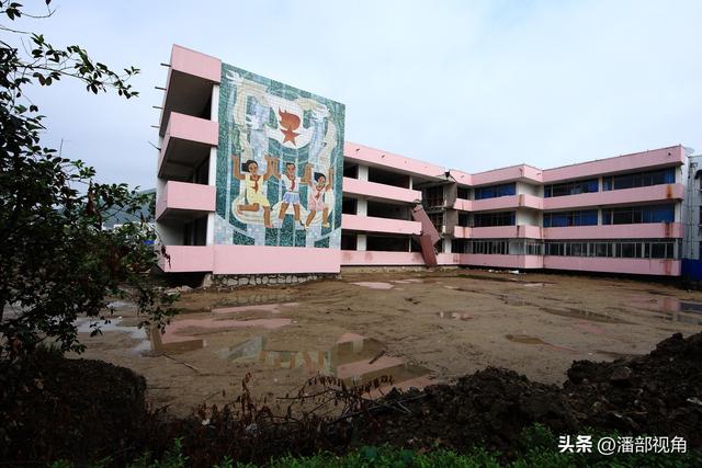 无锡记忆：锡山脚下的无锡少年广场，2010年5月