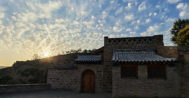 山西深度游—吕梁碛口李家山村
