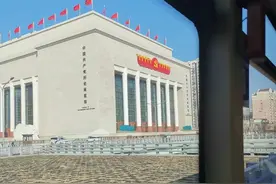 北京公交太缺德，都是董事长惹的祸图片