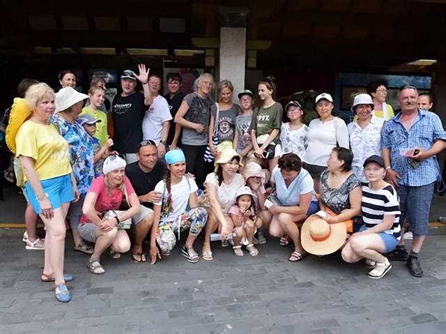 三亚凭什么留住战斗民族？不止阳光沙滩，这三点理由让人无法拒绝