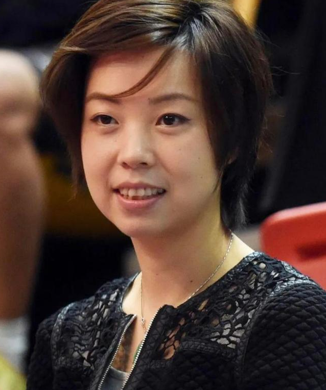 结婚16年，张怡宁与富豪丈夫，终究逃不过"老夫少妻"的残酷现实