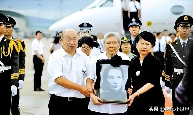 于和伟新剧热播！巩峥赴西山献花，四位烈士故事看哭无数人