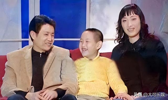 女排名帅陈忠和现状：二婚娶女排队员为妻，今已退休携妻回归家庭